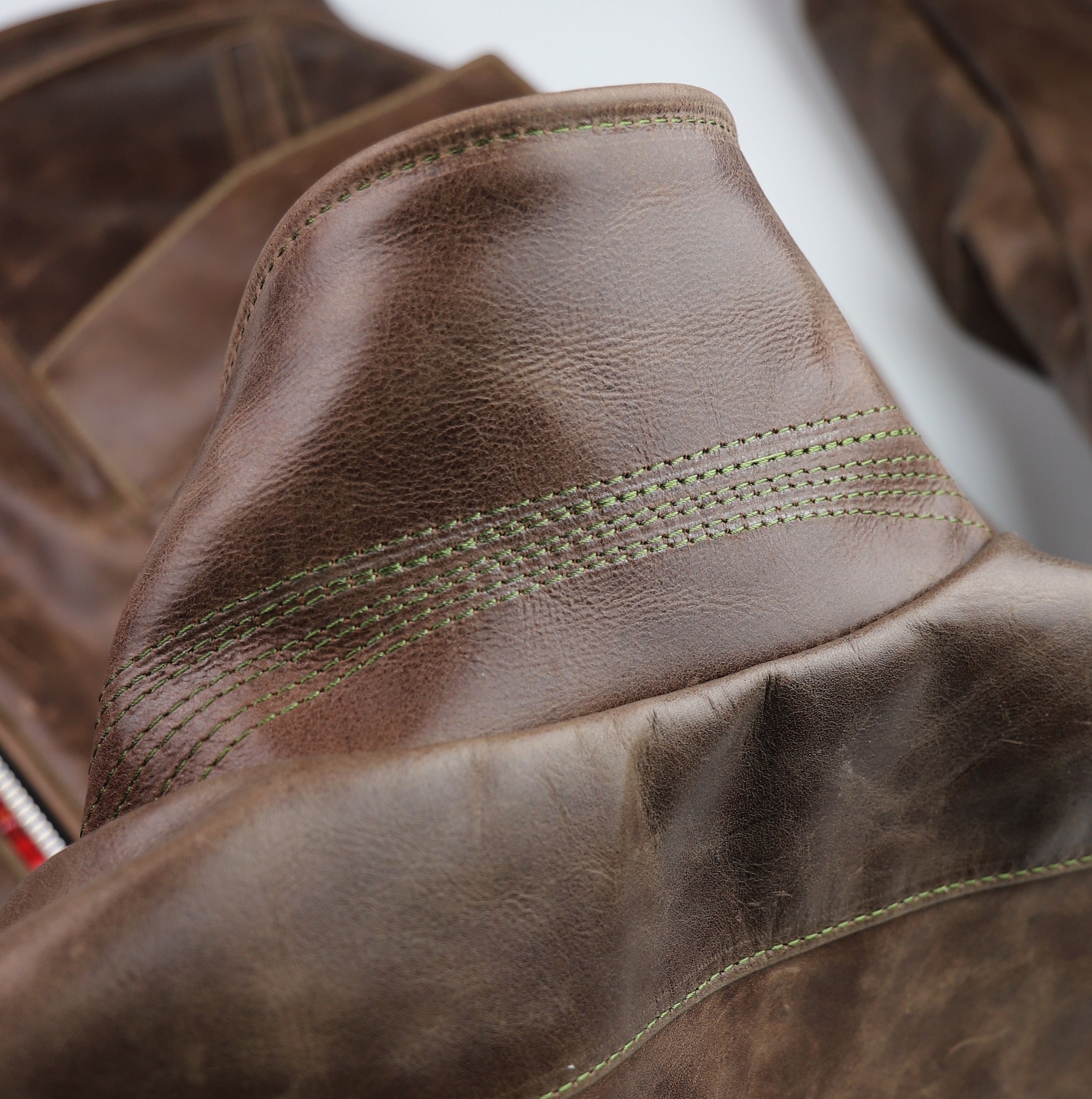 Vanson Woodway, Brandy Roma Cowhide, size 48